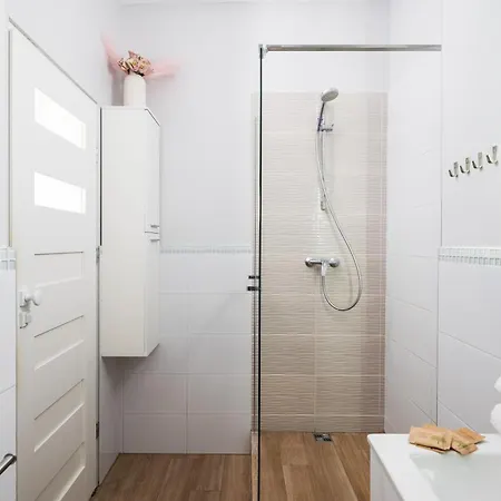 Pink Elephant 2X1Br Studio In Historic Tenement House 1 Km From Warsaw Central Zewnętrze zdjęcie