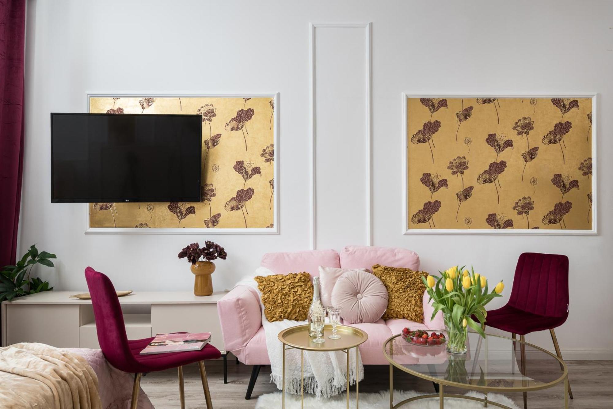 Pink Elephant 2x1br In Historic Tenement House 1 Km From * Warsaw
