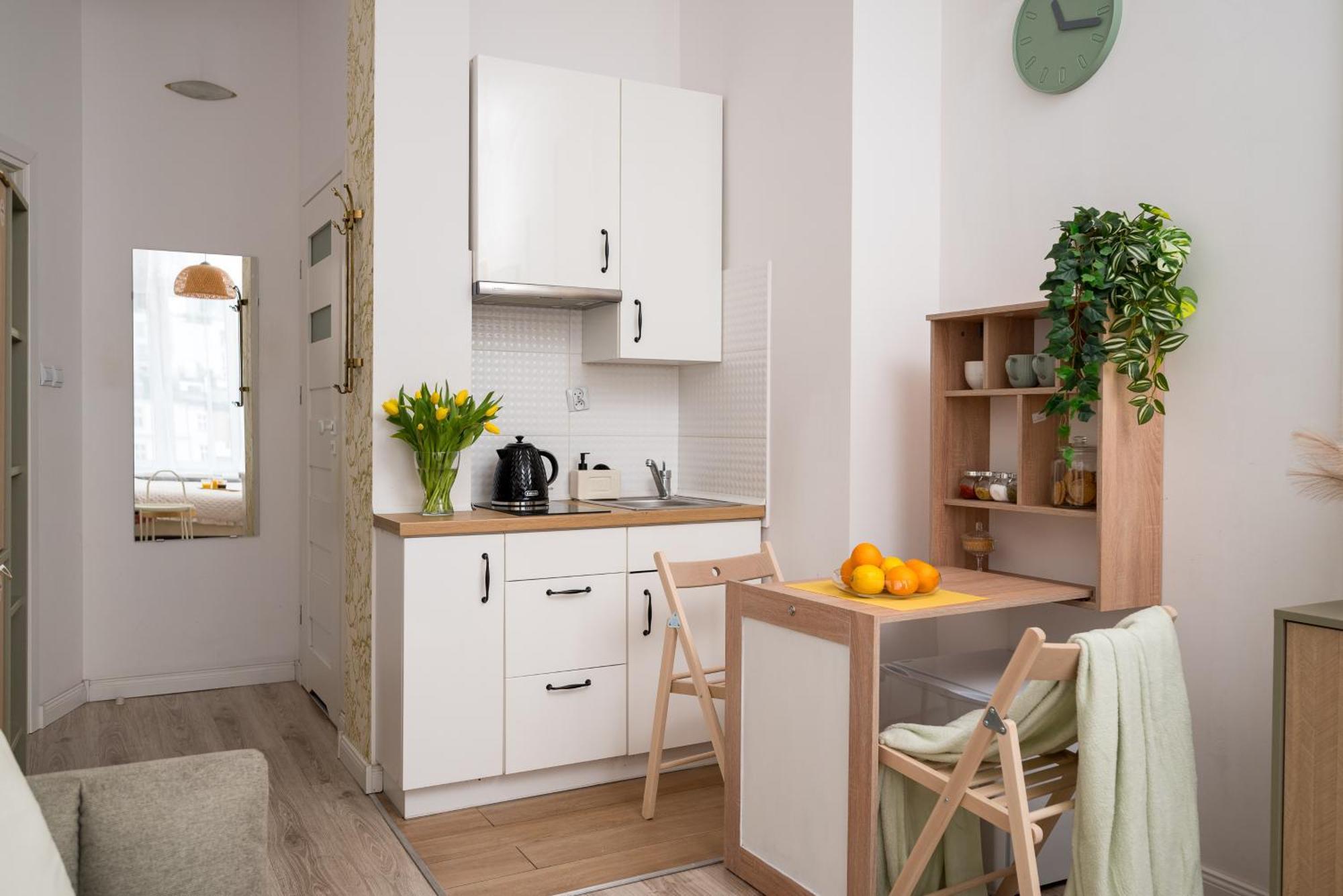 Pink Elephant 2x1br In Historic Tenement House 1 Km From * Warszawa